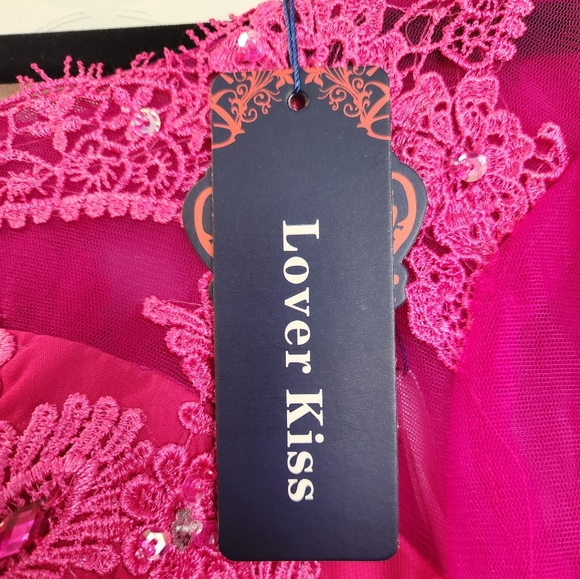 Formal gown - Picture 2 of 3